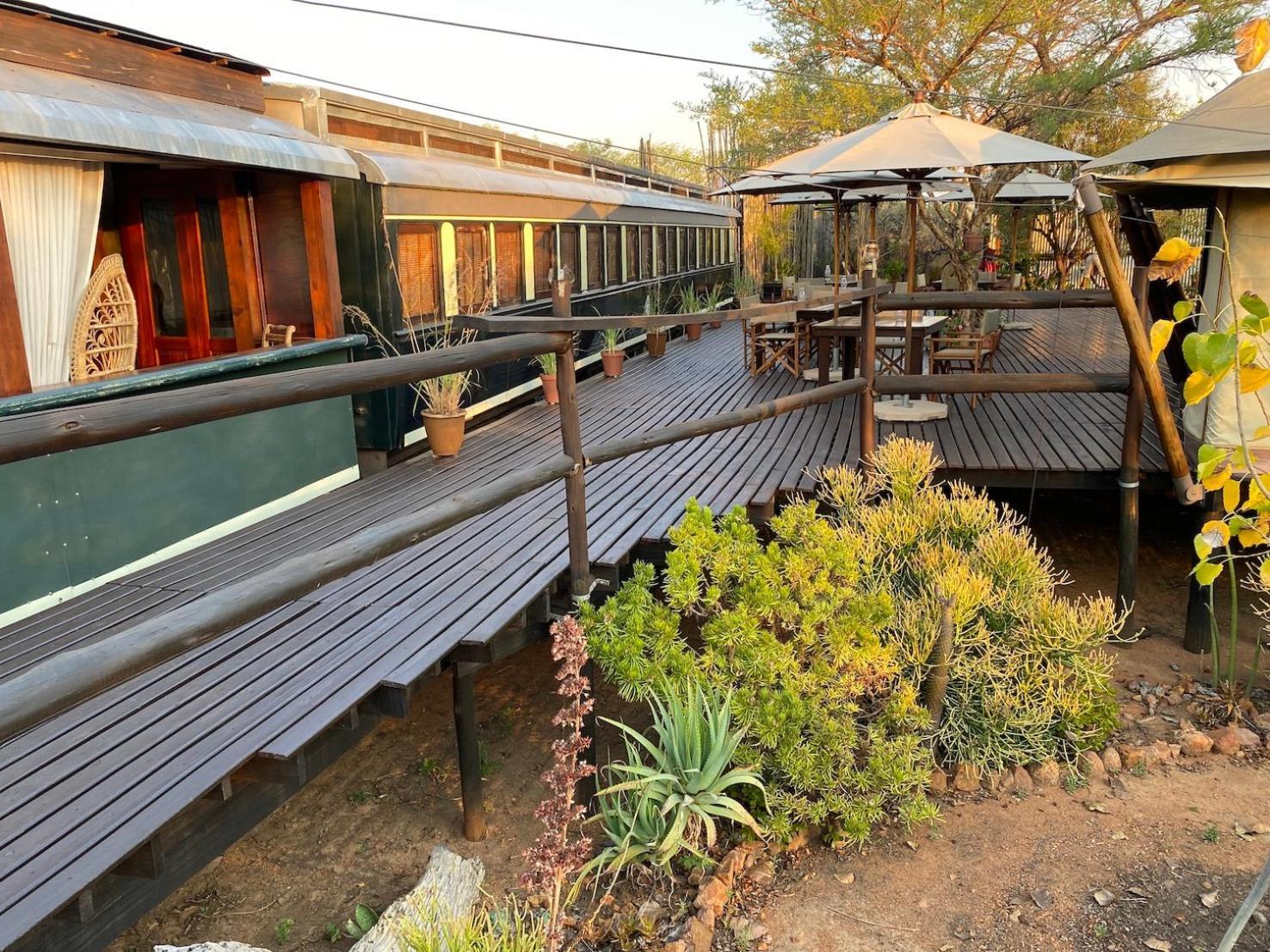 Out In Africa Wildlife Lodge Хаманскраал Екстериор снимка